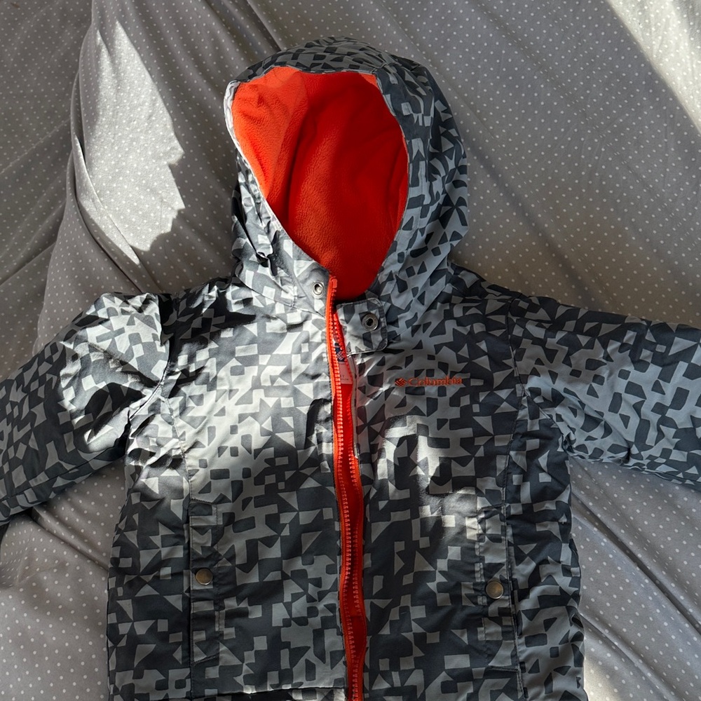 Columbia Kids Puffer Jacket - Gray Geometric with Orange Lining